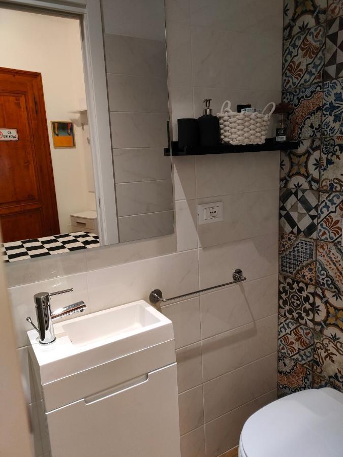 Volta 8 Rooms Триест Екстериор снимка